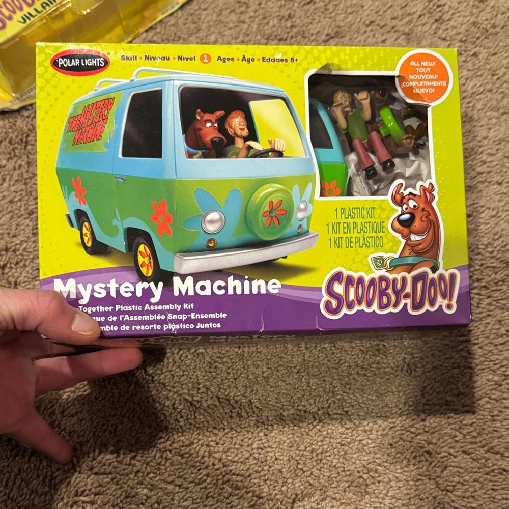 Scooby-Doo Mystery Machine Plastic Assembly Kit